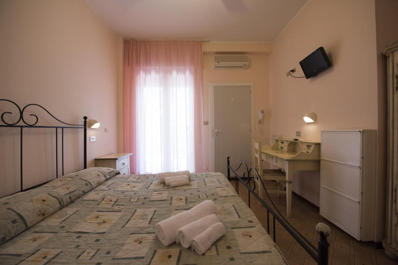 Hotel Settebello B&B Cesenatico Εξωτερικό φωτογραφία