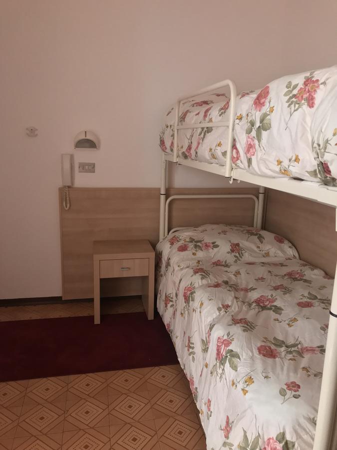 Hotel Settebello B&B Cesenatico Εξωτερικό φωτογραφία