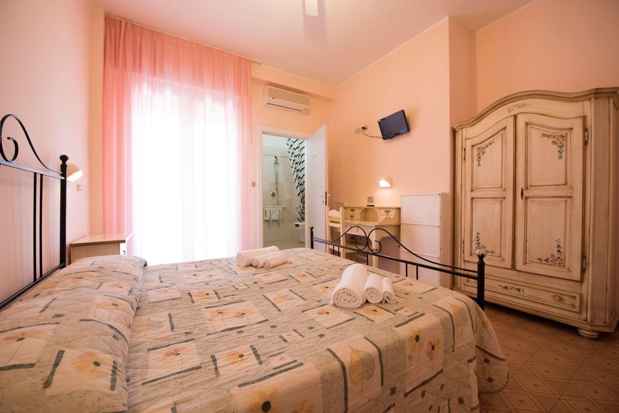 Hotel Settebello B&B Cesenatico Εξωτερικό φωτογραφία